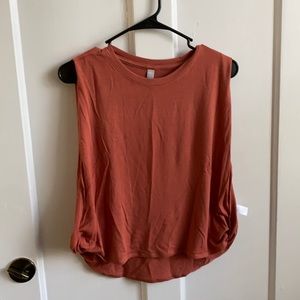 Athleta loop side muscle tee
